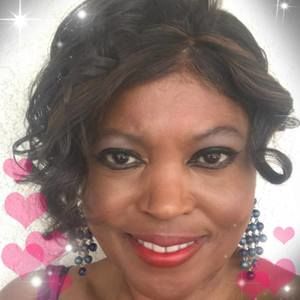 Meet your Posher, Norma